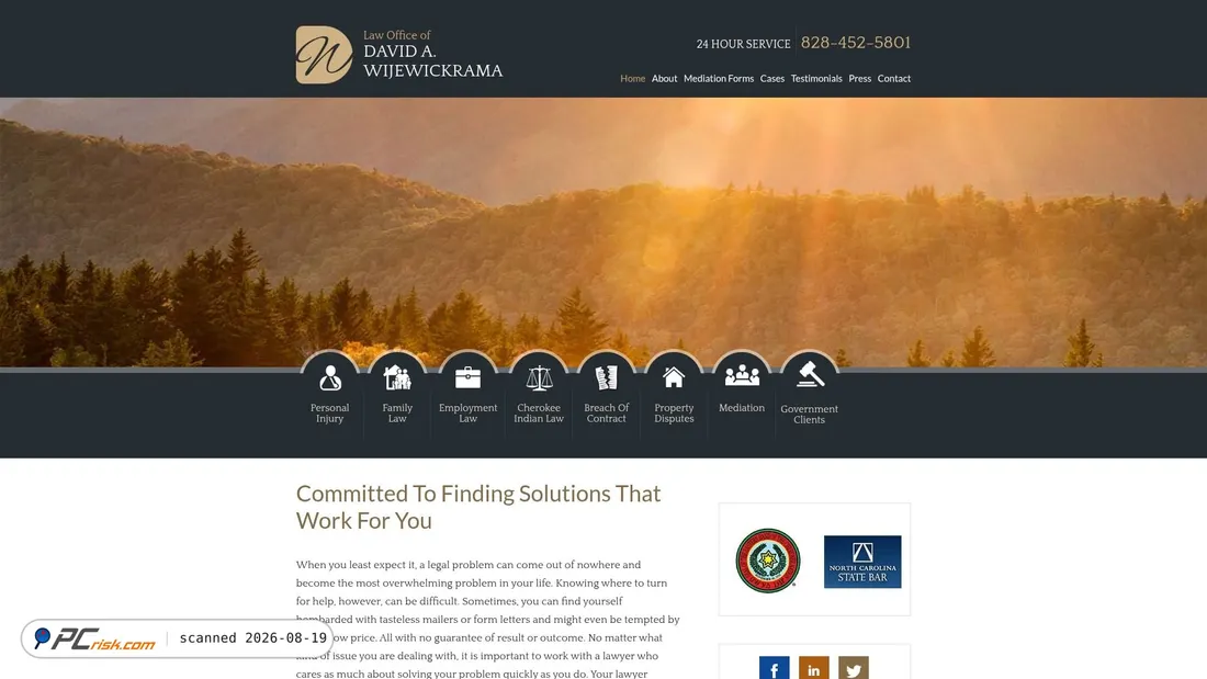 Screenshot of chucklukacs.com