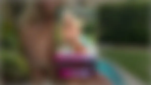 Screenshot van lookatnude.com